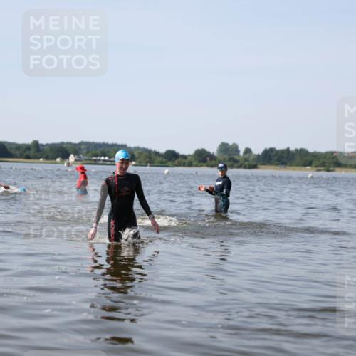 22.06.2025 - Viking Triathlon Michael Strokosch http://msf.ph/oto/8056092 22.06.2025 10:29:48 Schwimmen 299, 473 meine-sportfotos.de
