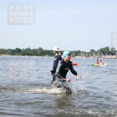 22.06.2025 - Viking Triathlon Michael Strokosch http://msf.ph/oto/8056128 22.06.2025 10:29:55 Schwimmen 175, 264, 299, 473 meine-sportfotos.de