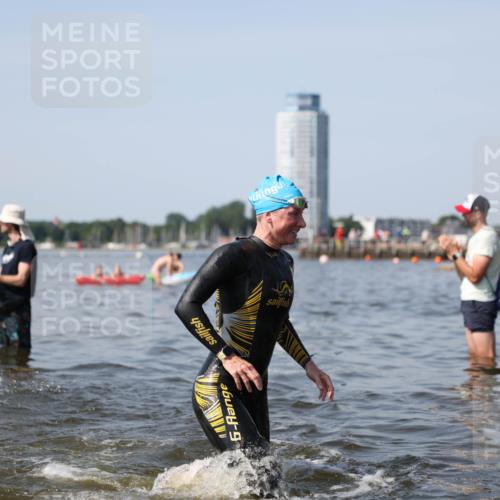 22.06.2025 - Viking Triathlon Michael Strokosch http://msf.ph/oto/8056177 22.06.2025 10:30:05 Schwimmen 175, 203, 264, 299, 374, 473, 626 meine-sportfotos.de