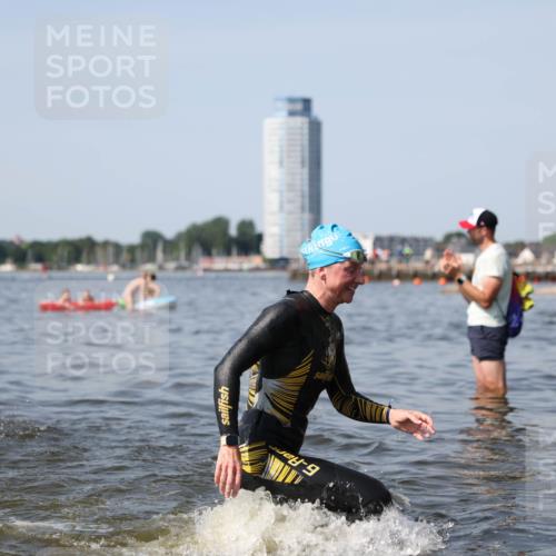 22.06.2025 - Viking Triathlon Michael Strokosch http://msf.ph/oto/8056179 22.06.2025 10:30:05 Schwimmen 175, 203, 264, 299, 374, 473, 626 meine-sportfotos.de