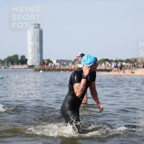 22.06.2025 - Viking Triathlon Michael Strokosch http://msf.ph/oto/8056195 22.06.2025 10:30:08 Schwimmen 132, 175, 203, 264, 374, 381, 491, 626 meine-sportfotos.de