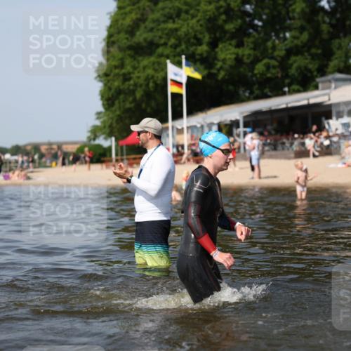 22.06.2025 - Viking Triathlon Michael Strokosch http://msf.ph/oto/8056216 22.06.2025 10:30:11 Schwimmen 132, 175, 203, 374, 381, 491, 626, 643 meine-sportfotos.de