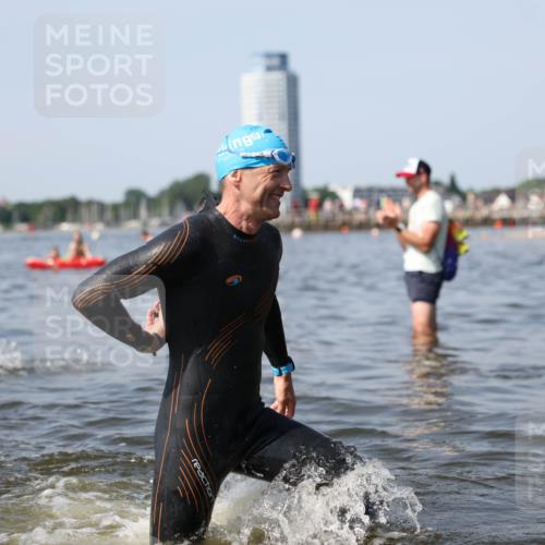 22.06.2025 - Viking Triathlon Michael Strokosch http://msf.ph/oto/8056241 22.06.2025 10:30:16 Schwimmen 132, 175, 203, 374, 381, 491, 626, 643 meine-sportfotos.de