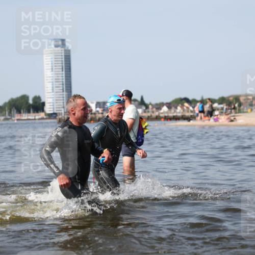 22.06.2025 - Viking Triathlon Michael Strokosch http://msf.ph/oto/8056252 22.06.2025 10:30:18 Schwimmen 132, 374, 381, 491, 626, 643 meine-sportfotos.de