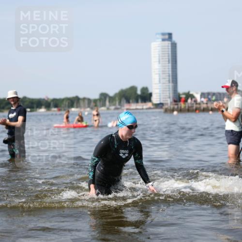 22.06.2025 - Viking Triathlon Michael Strokosch http://msf.ph/oto/8056290 22.06.2025 10:30:31 Schwimmen 13, 393, 551, 643, 651 meine-sportfotos.de