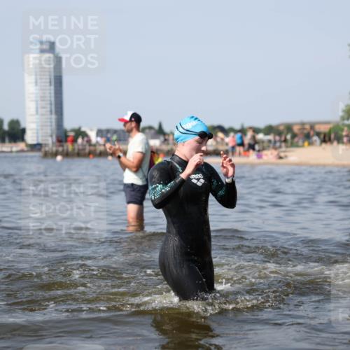 22.06.2025 - Viking Triathlon Michael Strokosch http://msf.ph/oto/8056302 22.06.2025 10:30:33 Schwimmen 13, 188, 393, 551, 651 meine-sportfotos.de
