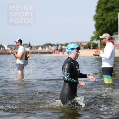 22.06.2025 - Viking Triathlon Michael Strokosch http://msf.ph/oto/8056305 22.06.2025 10:30:34 Schwimmen 13, 188, 393, 551, 651 meine-sportfotos.de
