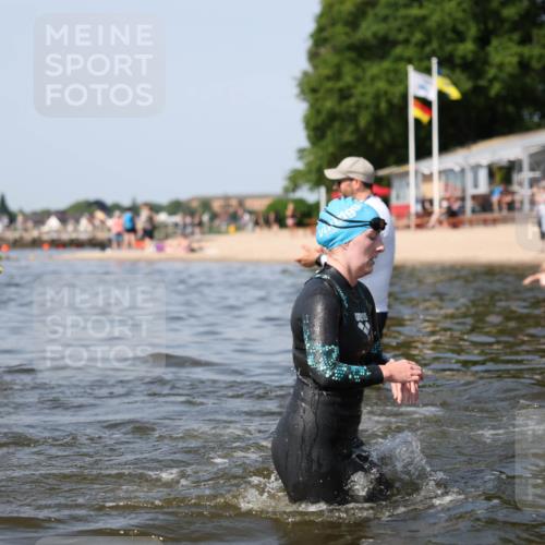 22.06.2025 - Viking Triathlon Michael Strokosch http://msf.ph/oto/8056309 22.06.2025 10:30:34 Schwimmen 13, 188, 393, 551, 651 meine-sportfotos.de