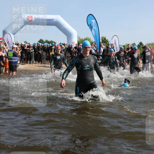 22.06.2025 - Viking Triathlon Michael Strokosch http://msf.ph/oto/8056344 22.06.2025 10:02:59 Schwimmen 5, 40, 43, 47, 101, 154, 164, 177, 204, 233, 340, 349, 398, 475, 478, 548, 554, 602, 608, 632 meine-sportfotos.de