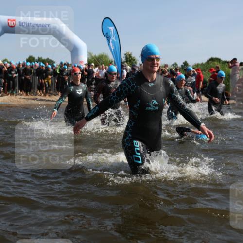 22.06.2025 - Viking Triathlon Michael Strokosch http://msf.ph/oto/8056353 22.06.2025 10:03:00 Schwimmen 5, 43, 47, 101, 154, 177, 204, 233, 349, 398, 475, 478, 554, 602, 632 meine-sportfotos.de