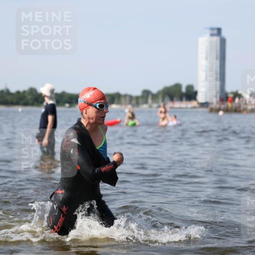 22.06.2025 - Viking Triathlon Michael Strokosch http://msf.ph/oto/8056364 22.06.2025 10:30:47 Schwimmen 13, 45, 162, 188, 444, 630, 651 meine-sportfotos.de