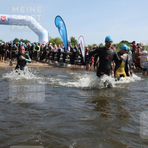 22.06.2025 - Viking Triathlon Michael Strokosch http://msf.ph/oto/8056371 22.06.2025 10:03:06 Schwimmen 47, 101, 177, 187, 204, 208, 233, 334, 349, 398, 478, 505, 524, 602, 632 meine-sportfotos.de