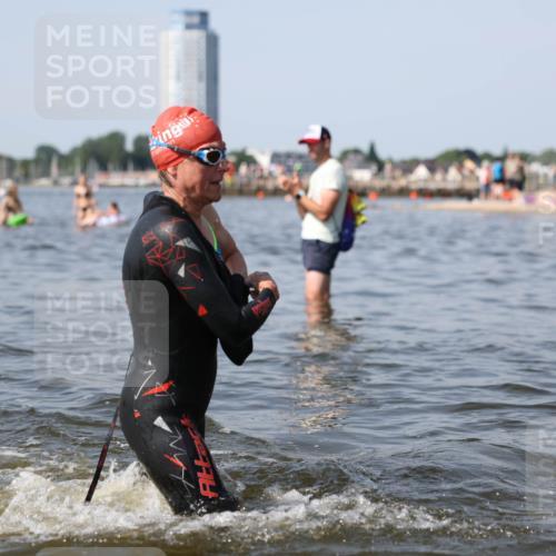22.06.2025 - Viking Triathlon Michael Strokosch http://msf.ph/oto/8056372 22.06.2025 10:30:48 Schwimmen 13, 45, 162, 188, 444, 510, 630, 651 meine-sportfotos.de