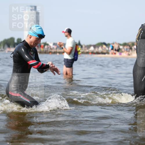 22.06.2025 - Viking Triathlon Michael Strokosch http://msf.ph/oto/8056379 22.06.2025 10:30:52 Schwimmen 45, 162, 188, 347, 444, 510, 630 meine-sportfotos.de
