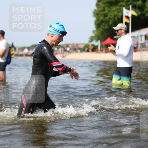 22.06.2025 - Viking Triathlon Michael Strokosch http://msf.ph/oto/8056386 22.06.2025 10:30:52 Schwimmen 45, 162, 188, 347, 444, 510, 630 meine-sportfotos.de