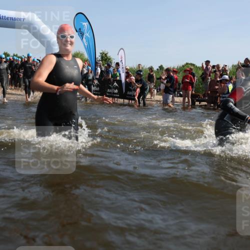 22.06.2025 - Viking Triathlon Michael Strokosch http://msf.ph/oto/8056412 22.06.2025 10:03:18 Schwimmen 20, 34, 89, 134, 163, 187, 208, 229, 334, 348, 505, 524, 540, 636, 660 meine-sportfotos.de