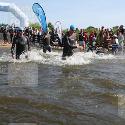 22.06.2025 - Viking Triathlon Michael Strokosch http://msf.ph/oto/8056429 22.06.2025 10:03:21 Schwimmen 20, 25, 34, 88, 89, 134, 163, 229, 251, 324, 332, 348, 540, 636, 660 meine-sportfotos.de