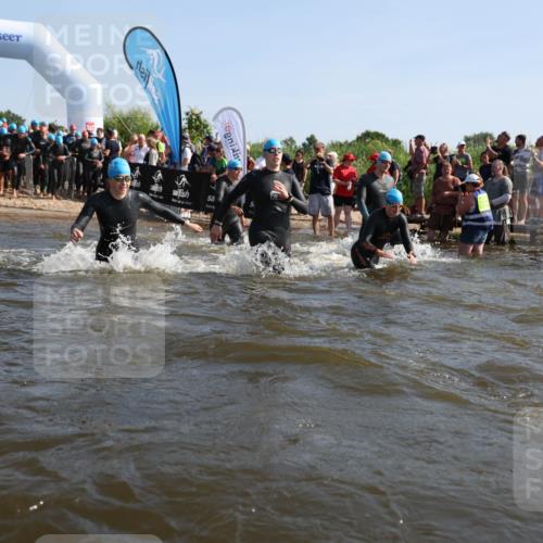 22.06.2025 - Viking Triathlon Michael Strokosch http://msf.ph/oto/8056447 22.06.2025 10:03:26 Schwimmen 25, 34, 42, 88, 89, 163, 182, 221, 229, 251, 324, 332, 454, 540, 556 meine-sportfotos.de