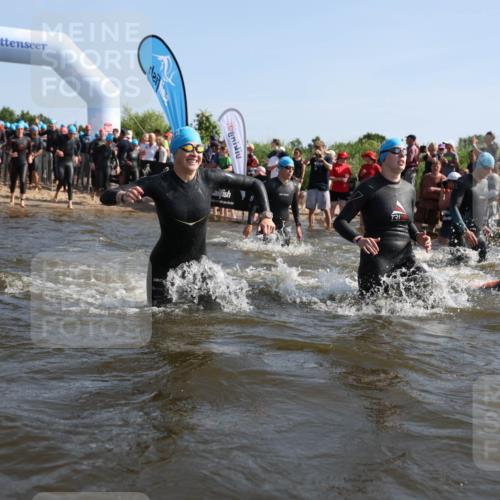 22.06.2025 - Viking Triathlon Michael Strokosch http://msf.ph/oto/8056453 22.06.2025 10:03:27 Schwimmen 25, 34, 42, 88, 89, 163, 182, 221, 229, 251, 324, 332, 454, 540, 556 meine-sportfotos.de