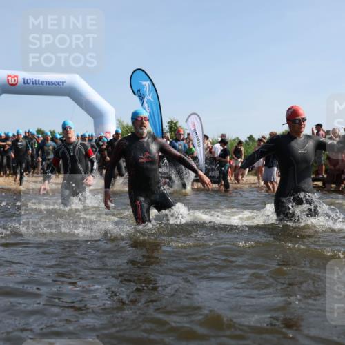 22.06.2025 - Viking Triathlon Michael Strokosch http://msf.ph/oto/8056495 22.06.2025 10:03:42 Schwimmen 58, 62, 79, 108, 148, 157, 179, 296, 434, 456, 619, 635, 645, 648, 659 meine-sportfotos.de