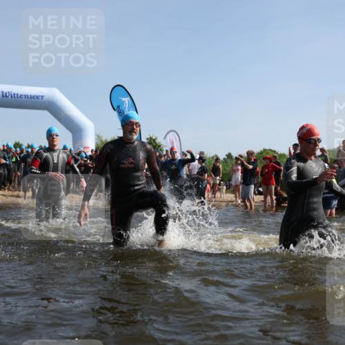 22.06.2025 - Viking Triathlon Michael Strokosch http://msf.ph/oto/8056497 22.06.2025 10:03:43 Schwimmen 58, 62, 79, 108, 148, 157, 179, 296, 434, 456, 619, 635, 645, 648, 659 meine-sportfotos.de