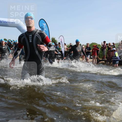 22.06.2025 - Viking Triathlon Michael Strokosch http://msf.ph/oto/8056511 22.06.2025 10:03:45 Schwimmen 26, 62, 77, 79, 108, 148, 157, 296, 396, 451, 456, 495, 619, 635, 648 meine-sportfotos.de