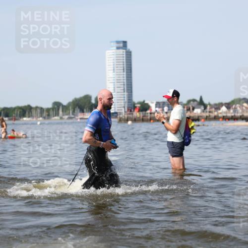 22.06.2025 - Viking Triathlon Michael Strokosch http://msf.ph/oto/8056538 22.06.2025 10:31:30 Schwimmen 3, 8, 137, 158, 236, 311, 340, 469, 613, 648 meine-sportfotos.de