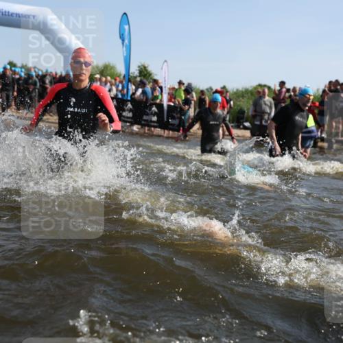 22.06.2025 - Viking Triathlon Michael Strokosch http://msf.ph/oto/8056562 22.06.2025 10:04:07 Schwimmen 156, 199, 220, 240, 313, 315, 351, 370, 433, 448, 474, 529, 614, 639, 657 meine-sportfotos.de
