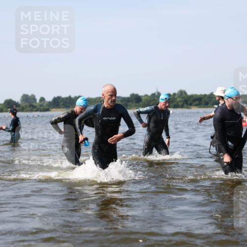 22.06.2025 - Viking Triathlon Michael Strokosch http://msf.ph/oto/8056585 22.06.2025 10:31:46 Schwimmen 87, 98, 99, 124, 125, 137, 158, 189, 224, 340, 350, 435, 507, 555, 658 meine-sportfotos.de