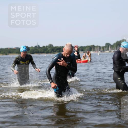 22.06.2025 - Viking Triathlon Michael Strokosch http://msf.ph/oto/8056594 22.06.2025 10:31:47 Schwimmen 87, 98, 99, 124, 125, 137, 158, 189, 224, 340, 350, 435, 507, 555, 658 meine-sportfotos.de