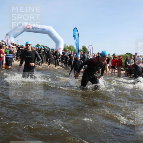 22.06.2025 - Viking Triathlon Michael Strokosch http://msf.ph/oto/8056599 22.06.2025 10:04:27 Schwimmen 115, 146, 195, 209, 239, 253, 335, 375, 377, 408, 419, 447, 457, 506, 629 meine-sportfotos.de