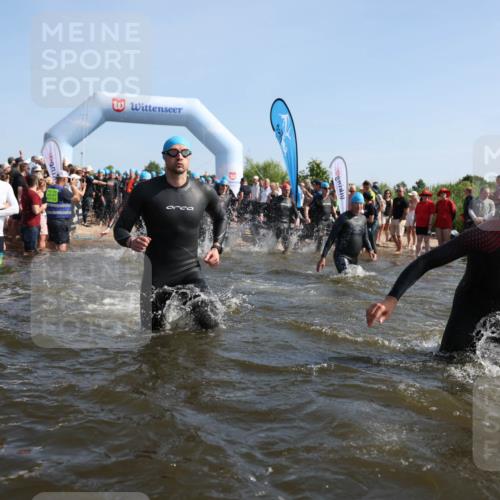 22.06.2025 - Viking Triathlon Michael Strokosch http://msf.ph/oto/8056601 22.06.2025 10:04:28 Schwimmen 115, 146, 195, 209, 238, 239, 253, 335, 375, 377, 408, 419, 447, 457, 506, 629, 662 meine-sportfotos.de