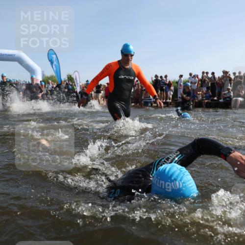 22.06.2025 - Viking Triathlon Michael Strokosch http://msf.ph/oto/8056612 22.06.2025 10:04:39 Schwimmen 55, 85, 86, 238, 245, 281, 312, 316, 327, 428, 482, 506, 514, 515, 550, 629, 662 meine-sportfotos.de