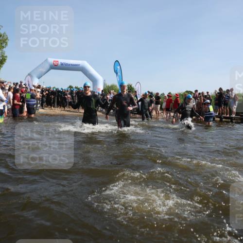 22.06.2025 - Viking Triathlon Michael Strokosch http://msf.ph/oto/8056616 22.06.2025 10:04:41 Schwimmen 55, 85, 86, 238, 245, 281, 312, 316, 327, 428, 482, 514, 515, 550, 662 meine-sportfotos.de