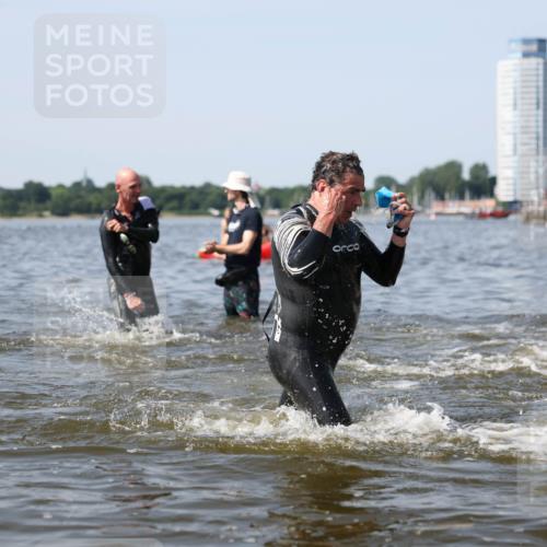 22.06.2025 - Viking Triathlon Michael Strokosch http://msf.ph/oto/8056650 22.06.2025 10:31:58 Schwimmen 63, 87, 124, 125, 193, 226, 271, 435, 449, 464, 488, 507, 555, 658 meine-sportfotos.de