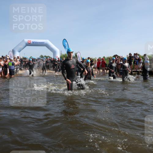 22.06.2025 - Viking Triathlon Michael Strokosch http://msf.ph/oto/8056657 22.06.2025 10:04:57 Schwimmen 29, 70, 72, 197, 248, 254, 295, 362, 394, 411, 416, 423, 509, 527, 620 meine-sportfotos.de