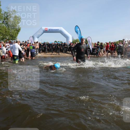 22.06.2025 - Viking Triathlon Michael Strokosch http://msf.ph/oto/8056686 22.06.2025 10:05:12 Schwimmen 94, 171, 172, 232, 291, 346, 386, 388, 389, 395, 407, 418, 500, 605, 627 meine-sportfotos.de