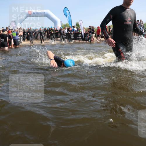 22.06.2025 - Viking Triathlon Michael Strokosch http://msf.ph/oto/8056690 22.06.2025 10:05:14 Schwimmen 57, 59, 94, 138, 171, 172, 291, 346, 388, 389, 395, 418, 536, 627 meine-sportfotos.de