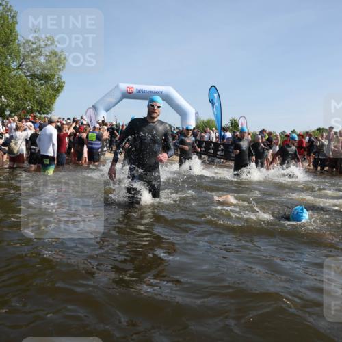 22.06.2025 - Viking Triathlon Michael Strokosch http://msf.ph/oto/8056700 22.06.2025 10:05:20 Schwimmen 57, 59, 61, 138, 171, 172, 228, 314, 346, 389, 418, 437, 536, 601, 655 meine-sportfotos.de