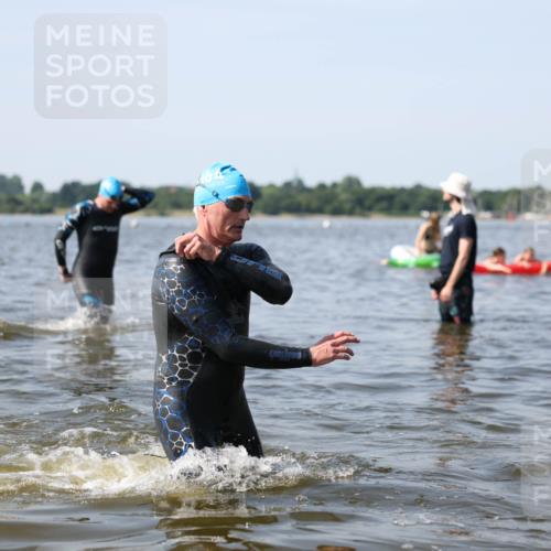 22.06.2025 - Viking Triathlon Michael Strokosch http://msf.ph/oto/8056710 22.06.2025 10:32:12 Schwimmen 63, 147, 173, 193, 207, 214, 226, 271, 461, 464, 488 meine-sportfotos.de