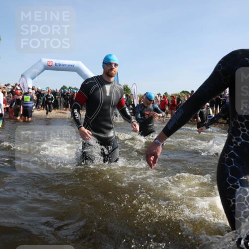 22.06.2025 - Viking Triathlon Michael Strokosch http://msf.ph/oto/8056711 22.06.2025 10:05:23 Schwimmen 57, 59, 61, 138, 171, 172, 228, 314, 346, 389, 418, 437, 536, 601, 655 meine-sportfotos.de