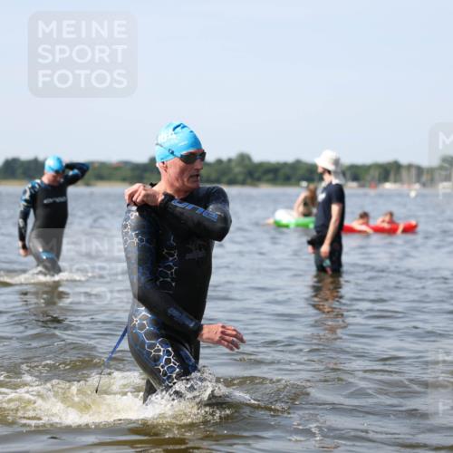 22.06.2025 - Viking Triathlon Michael Strokosch http://msf.ph/oto/8056712 22.06.2025 10:32:13 Schwimmen 53, 63, 147, 173, 193, 207, 214, 226, 271, 461, 464, 488 meine-sportfotos.de