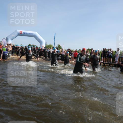22.06.2025 - Viking Triathlon Michael Strokosch http://msf.ph/oto/8056729 22.06.2025 10:05:31 Schwimmen 22, 150, 167, 181, 210, 228, 314, 437, 439, 462, 538, 601, 603, 654, 655 meine-sportfotos.de