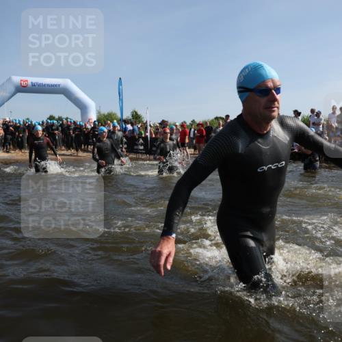 22.06.2025 - Viking Triathlon Michael Strokosch http://msf.ph/oto/8056745 22.06.2025 10:05:36 Schwimmen 22, 65, 83, 150, 167, 181, 210, 361, 439, 462, 511, 538, 553, 603, 654 meine-sportfotos.de