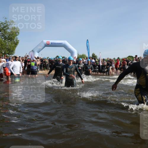 22.06.2025 - Viking Triathlon Michael Strokosch http://msf.ph/oto/8056757 22.06.2025 10:05:45 Schwimmen 65, 83, 128, 135, 194, 211, 275, 361, 379, 511, 517, 530, 553, 633, 653 meine-sportfotos.de