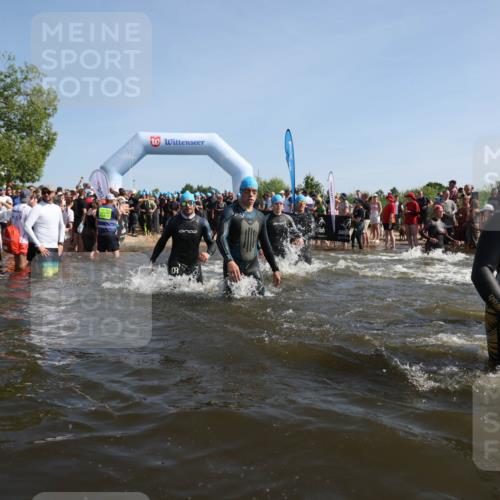 22.06.2025 - Viking Triathlon Michael Strokosch http://msf.ph/oto/8056759 22.06.2025 10:05:45 Schwimmen 65, 83, 128, 135, 194, 211, 275, 361, 379, 511, 517, 530, 553, 633, 653 meine-sportfotos.de