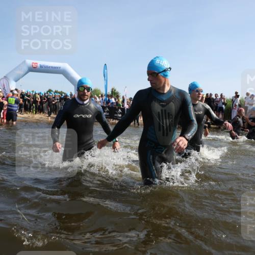 22.06.2025 - Viking Triathlon Michael Strokosch http://msf.ph/oto/8056765 22.06.2025 10:05:47 Schwimmen 65, 83, 128, 135, 194, 211, 275, 361, 379, 511, 517, 530, 553, 633, 653 meine-sportfotos.de