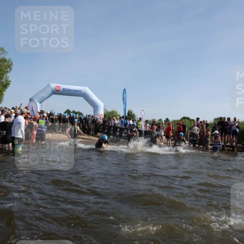 22.06.2025 - Viking Triathlon Michael Strokosch http://msf.ph/oto/8056773 22.06.2025 10:05:50 Schwimmen 68, 128, 135, 194, 211, 275, 379, 397, 441, 442, 465, 517, 530, 633, 653 meine-sportfotos.de