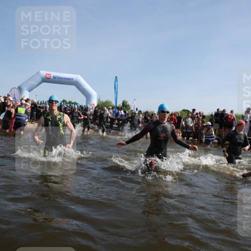 22.06.2025 - Viking Triathlon Michael Strokosch http://msf.ph/oto/8056782 22.06.2025 10:05:54 Schwimmen 68, 128, 211, 275, 397, 441, 442, 465, 530, 633 meine-sportfotos.de