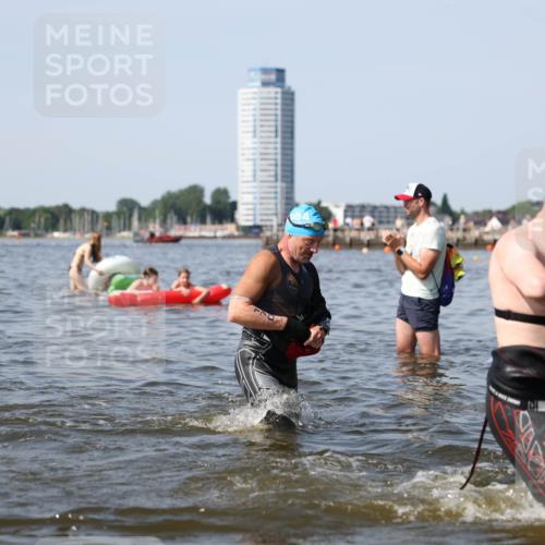 22.06.2025 - Viking Triathlon Michael Strokosch http://msf.ph/oto/8056784 22.06.2025 10:32:30 Schwimmen 53, 80, 147, 170, 173, 208, 461, 492 meine-sportfotos.de